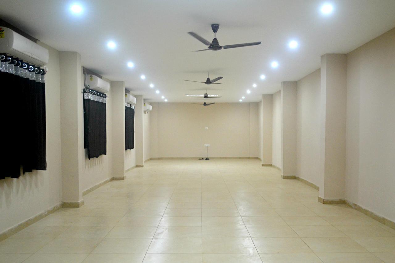 Hotel Bhammars Balangir Exterior photo